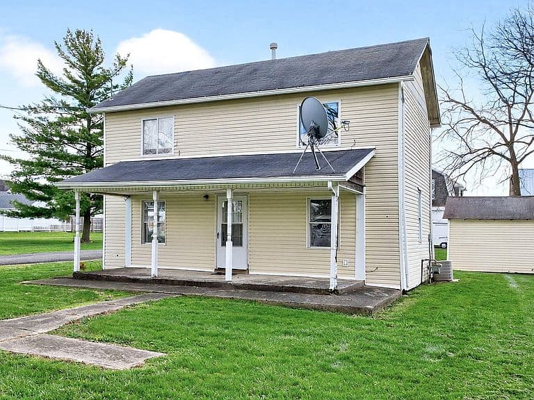 Listing photo 3