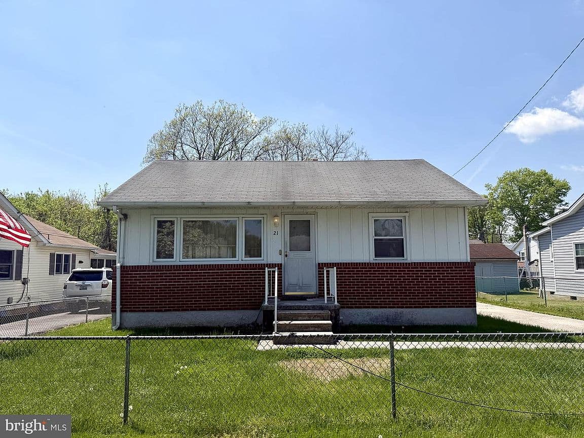 Primary listing photo