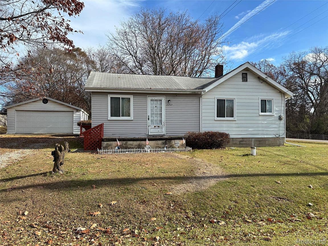 Primary listing photo
