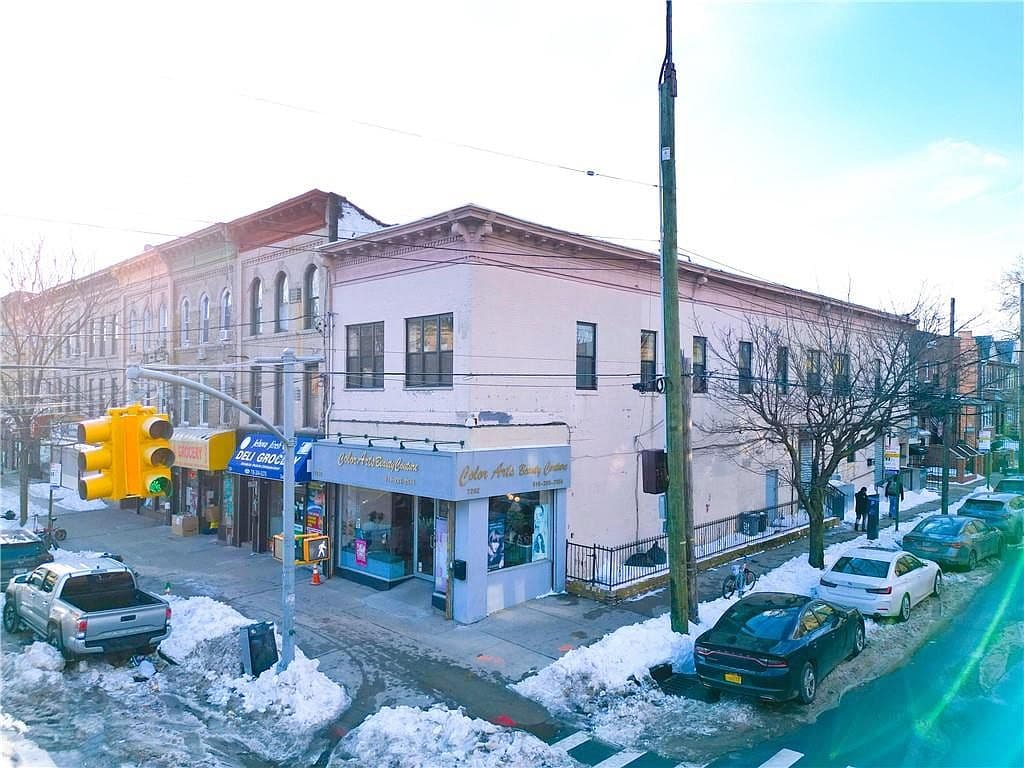 Primary listing photo