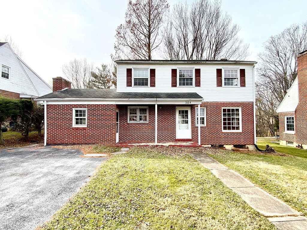 Primary listing photo