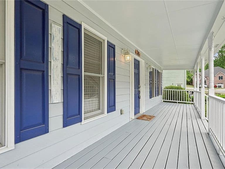 Listing photo 4
