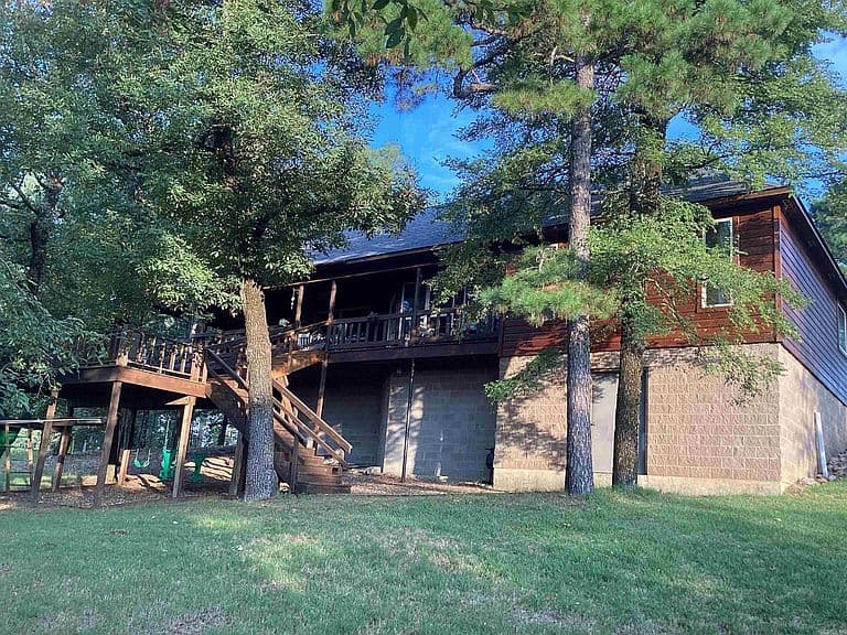 Listing photo 4