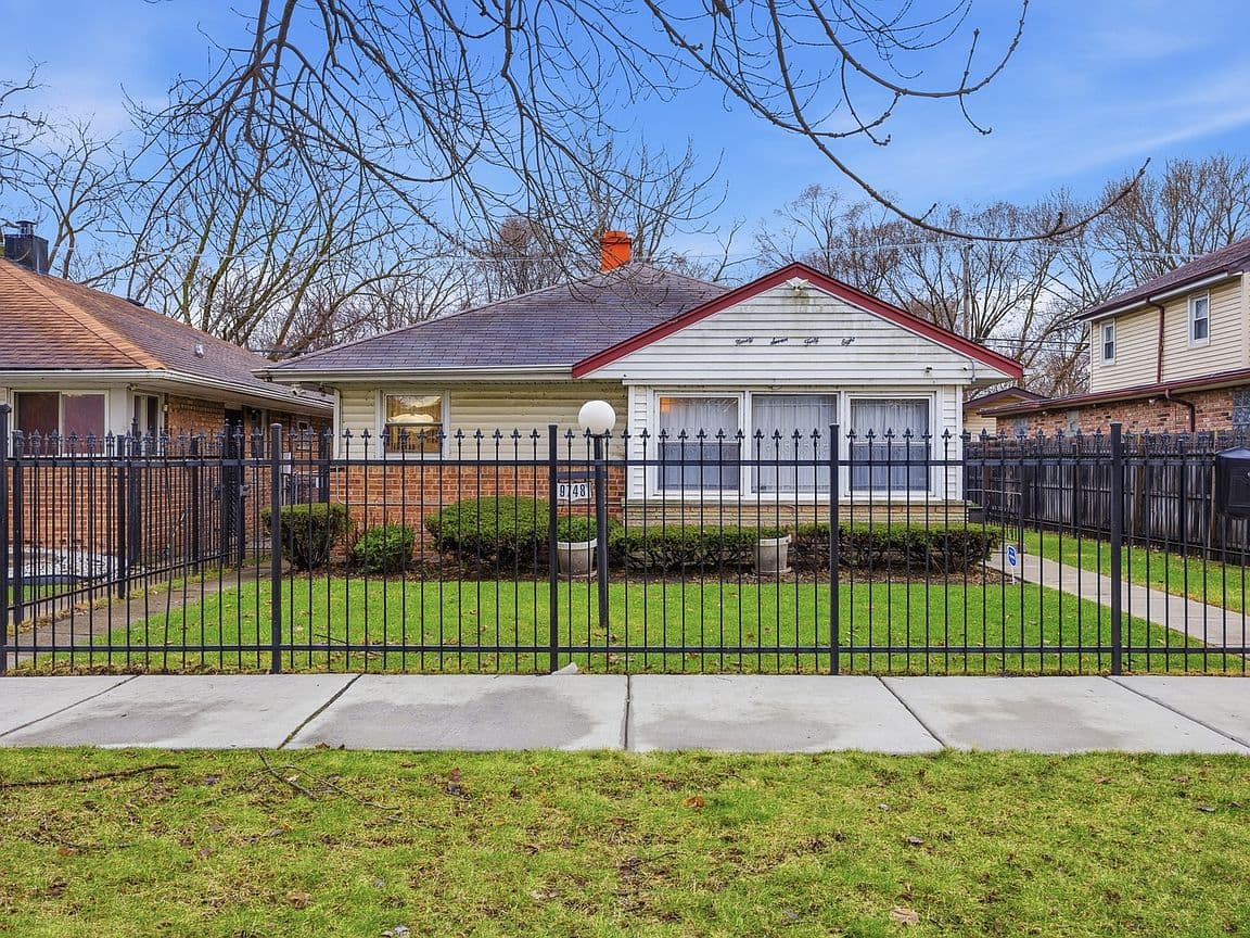 Primary listing photo