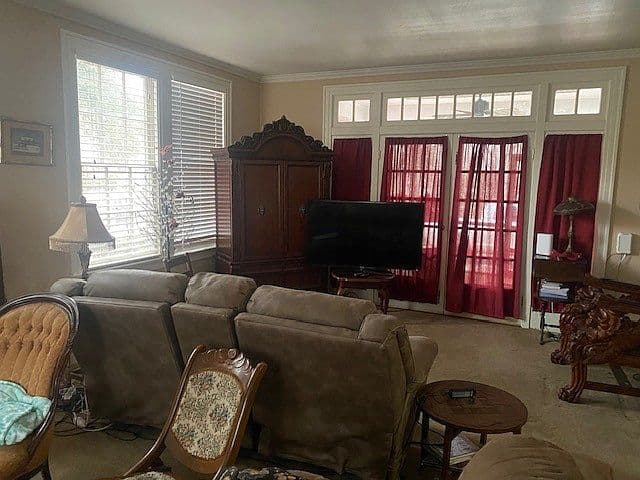 Listing photo 3