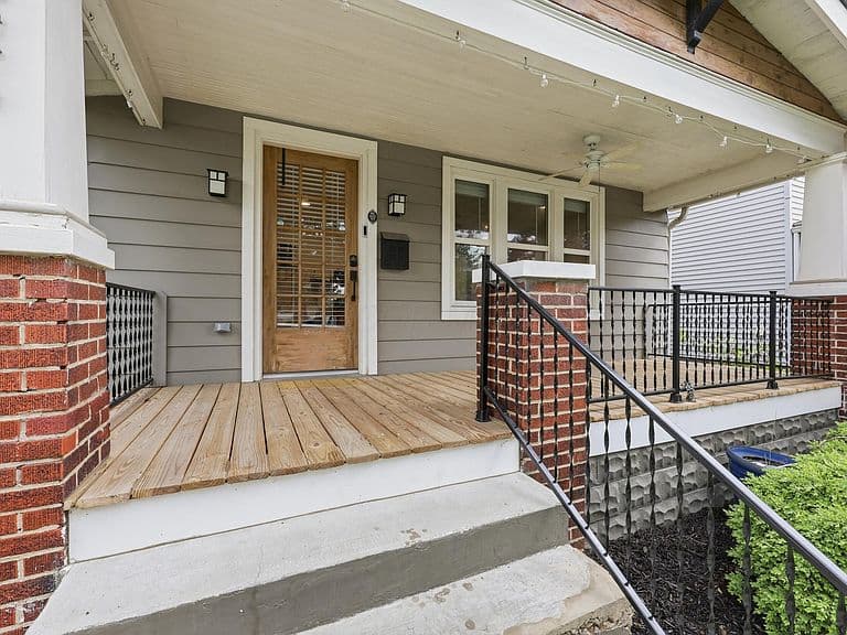 Listing photo 4