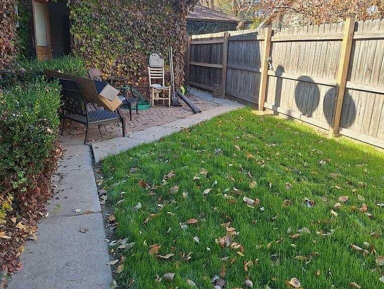 Listing photo 5