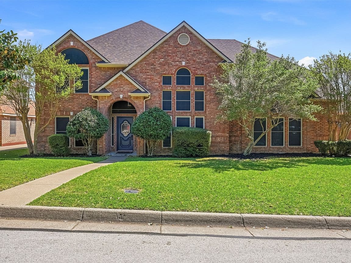 Primary listing photo