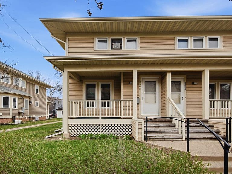 Listing photo 5