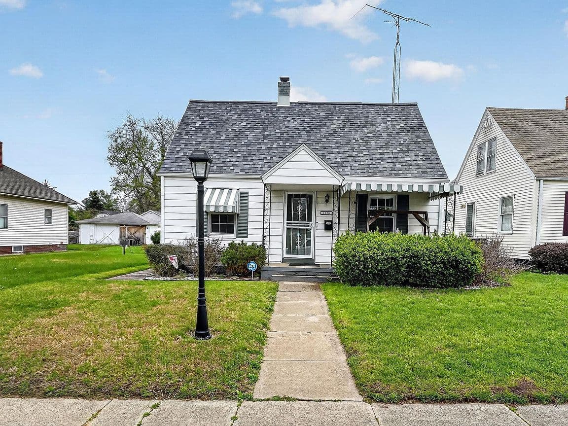 Primary listing photo