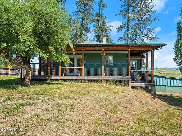 Listing photo 4