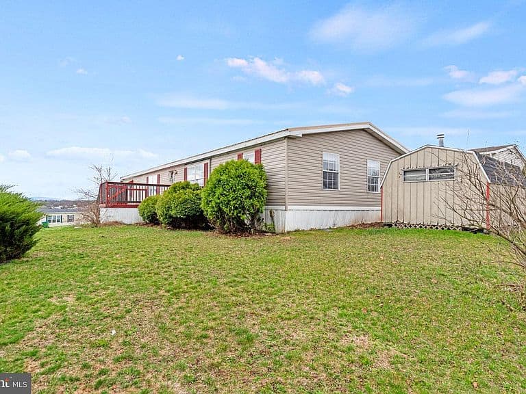 Listing photo 5