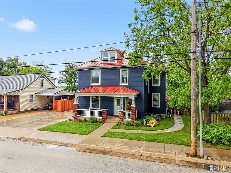 Listing photo 4