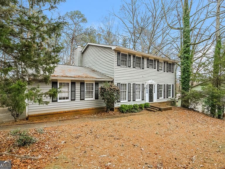 Listing photo 2