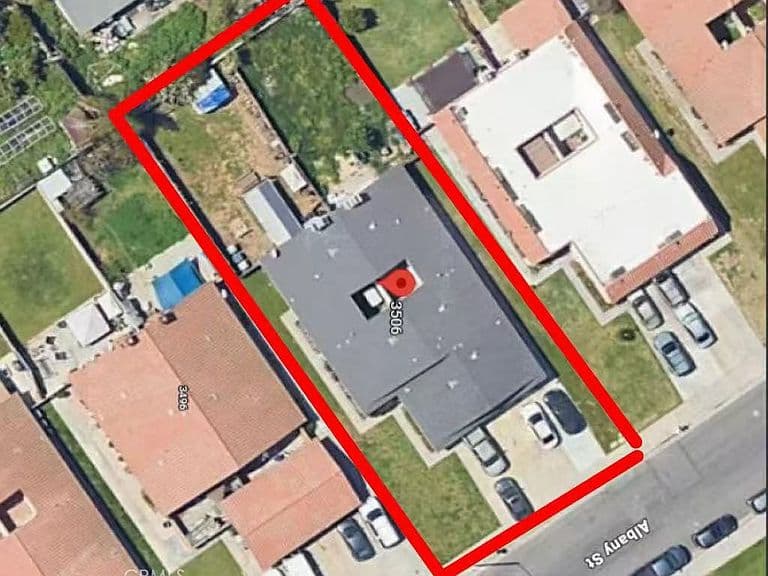 Listing photo 3