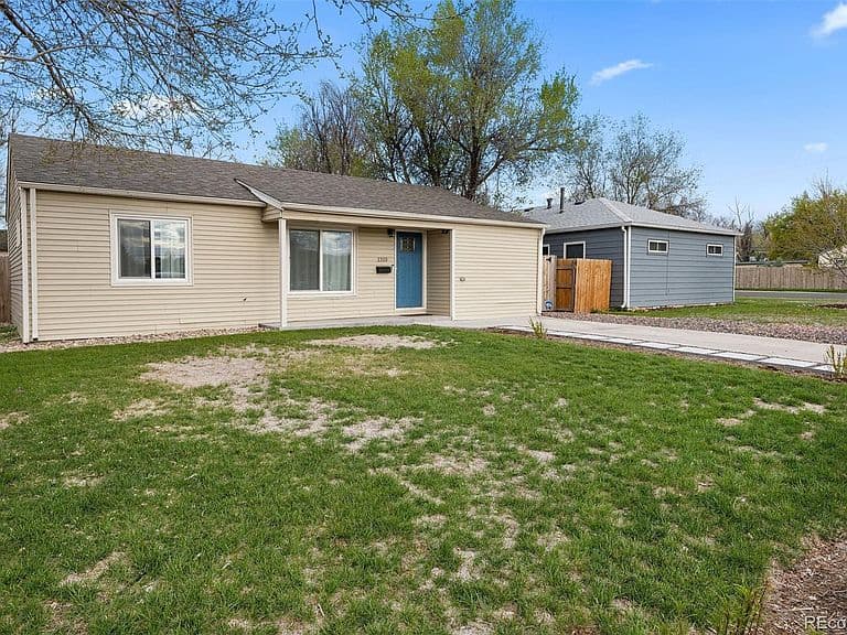 Listing photo 3