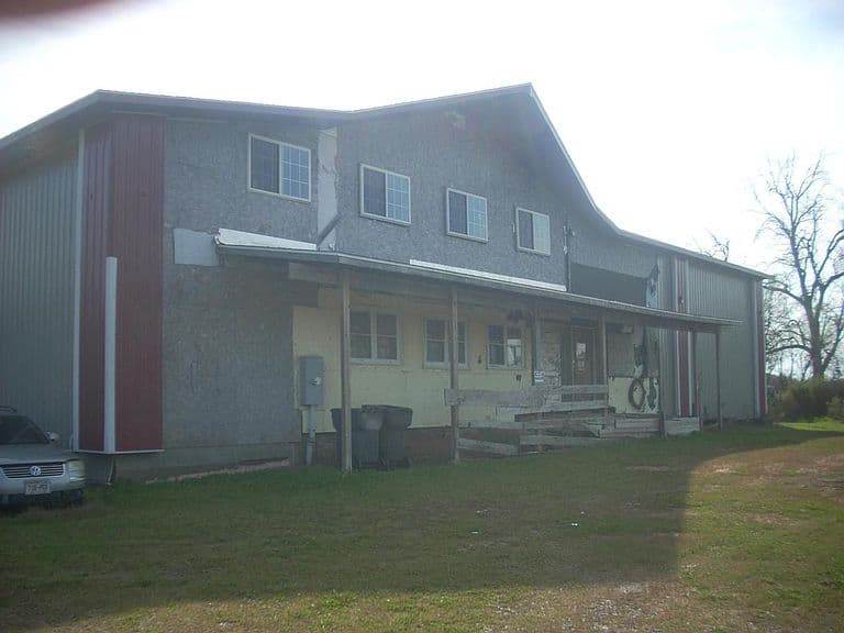 Listing photo