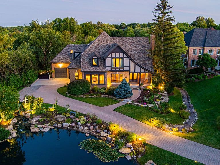 Listing photo