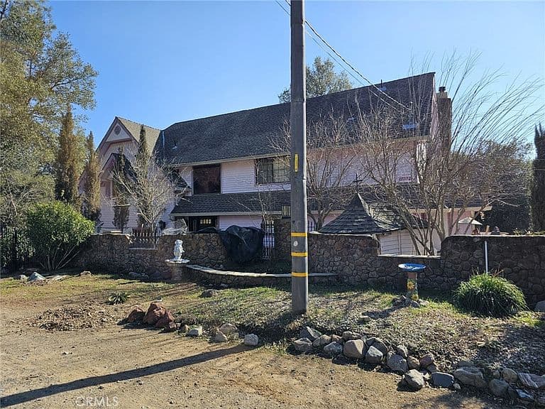 Listing photo