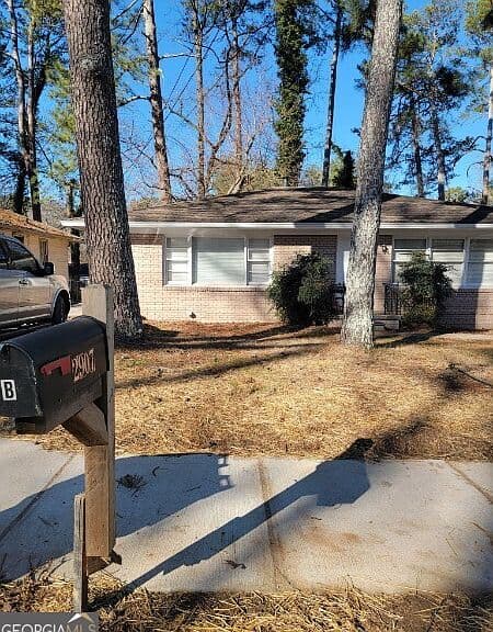 Listing photo 2
