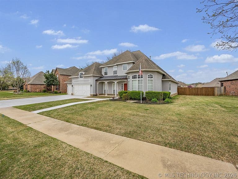 Listing photo 4