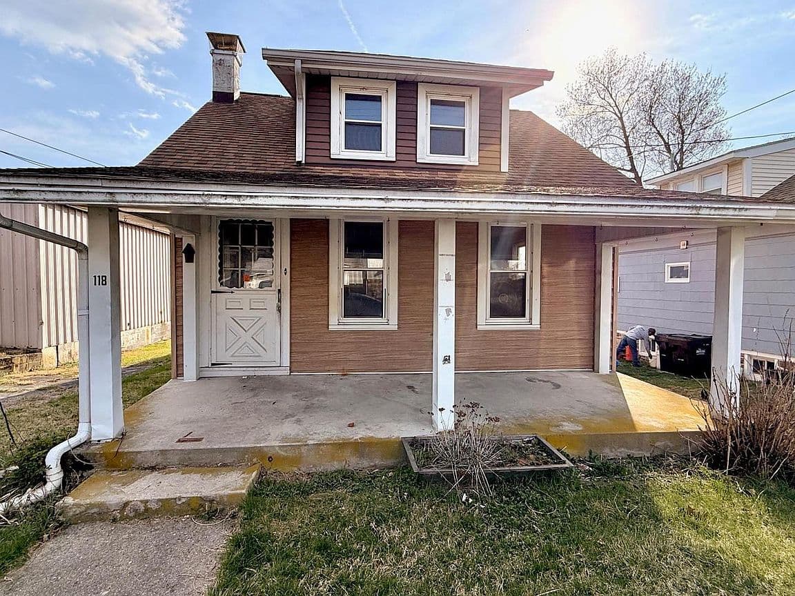 Primary listing photo