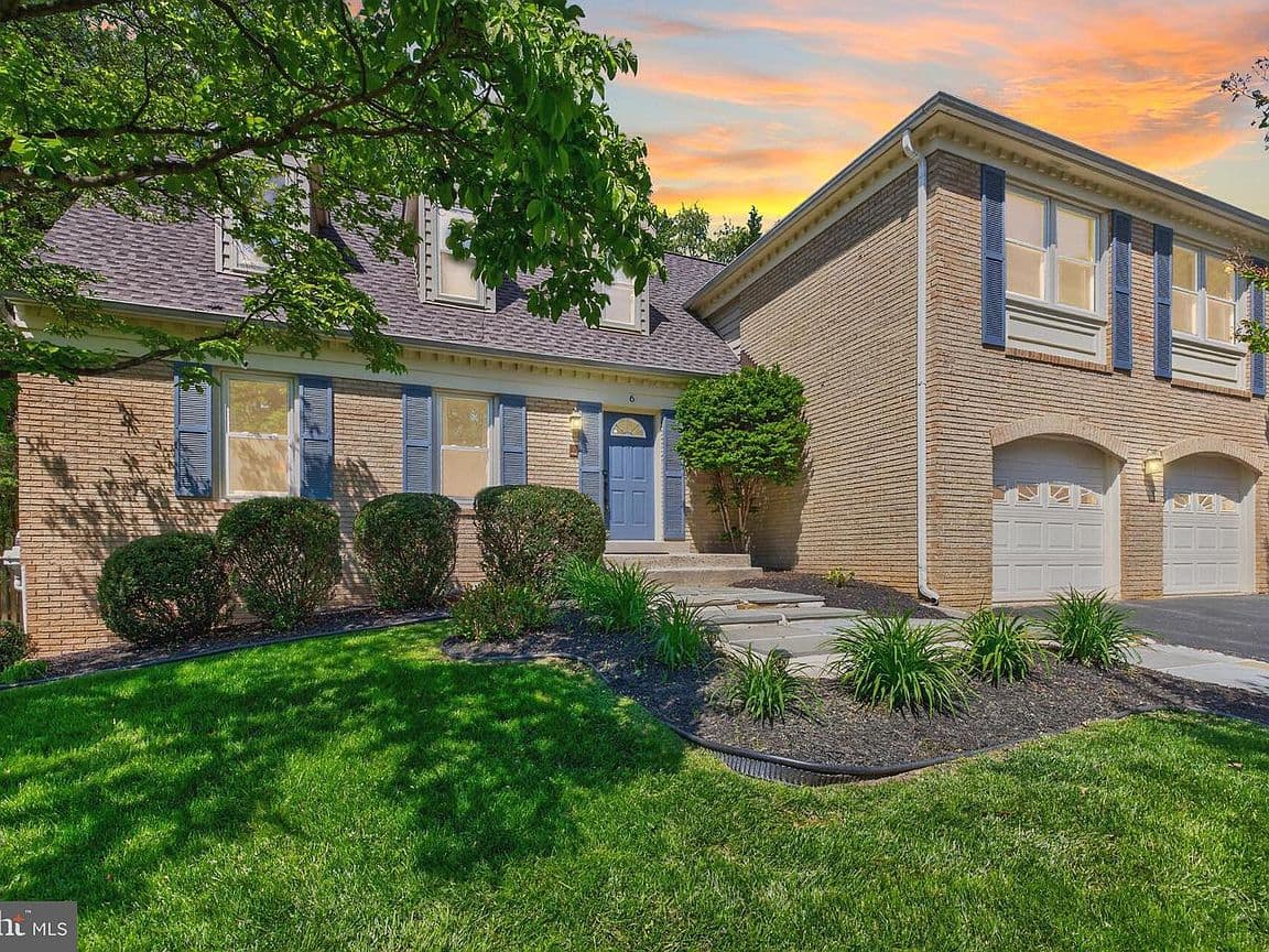 Primary listing photo