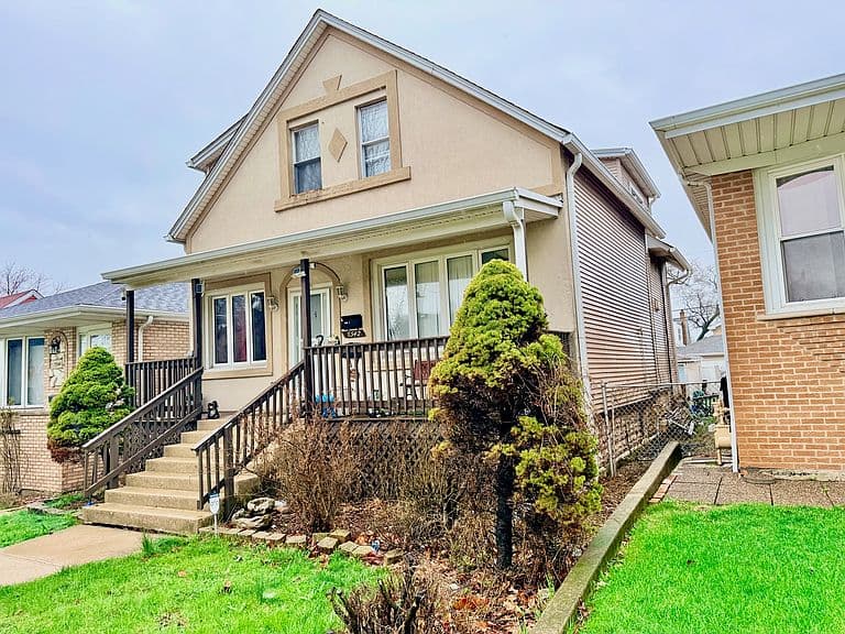 Listing photo 3