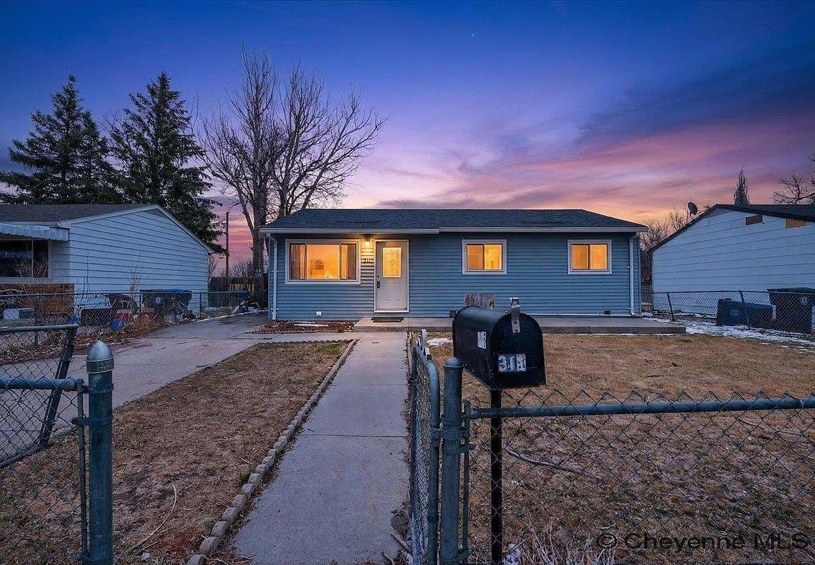 Primary listing photo