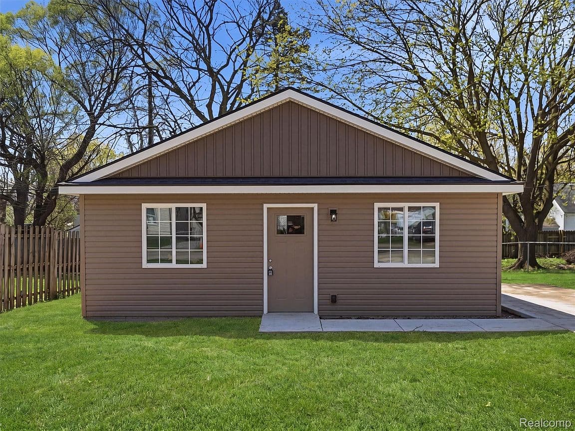 Primary listing photo