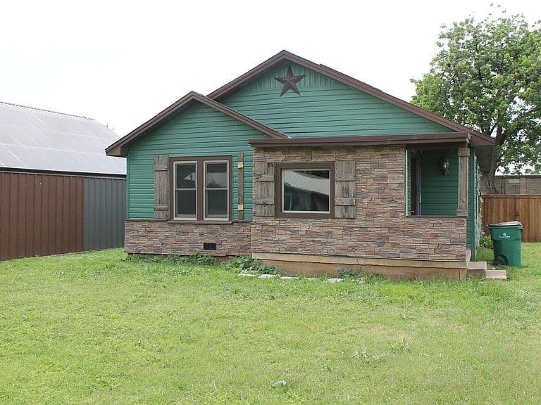Listing photo