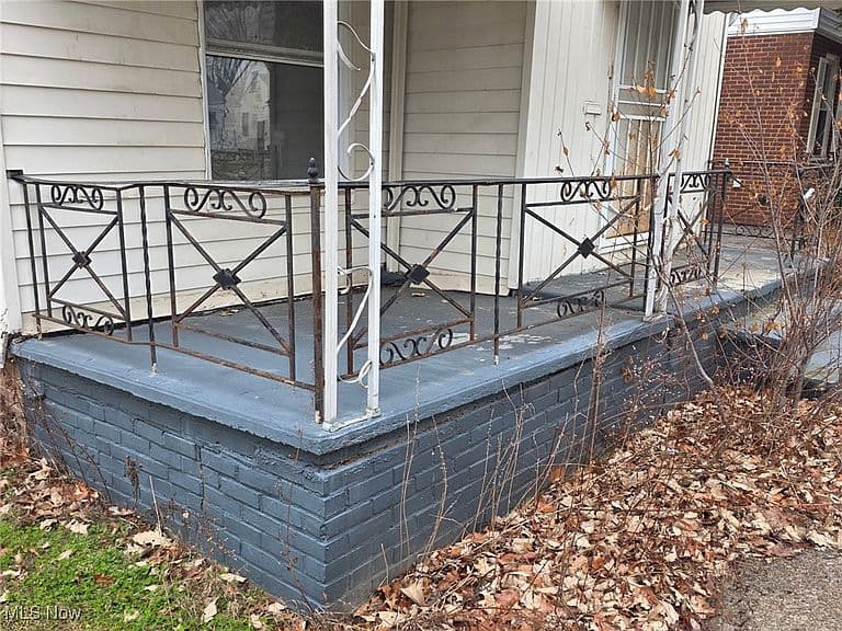 Listing photo 5