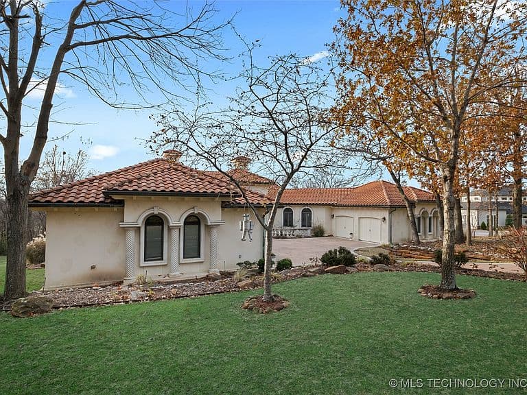 Listing photo 4