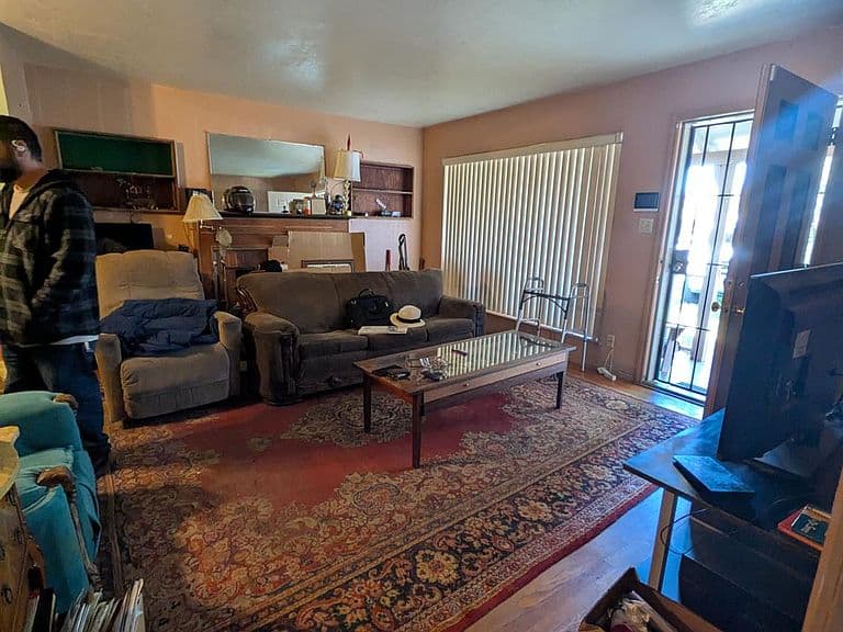 Listing photo 5