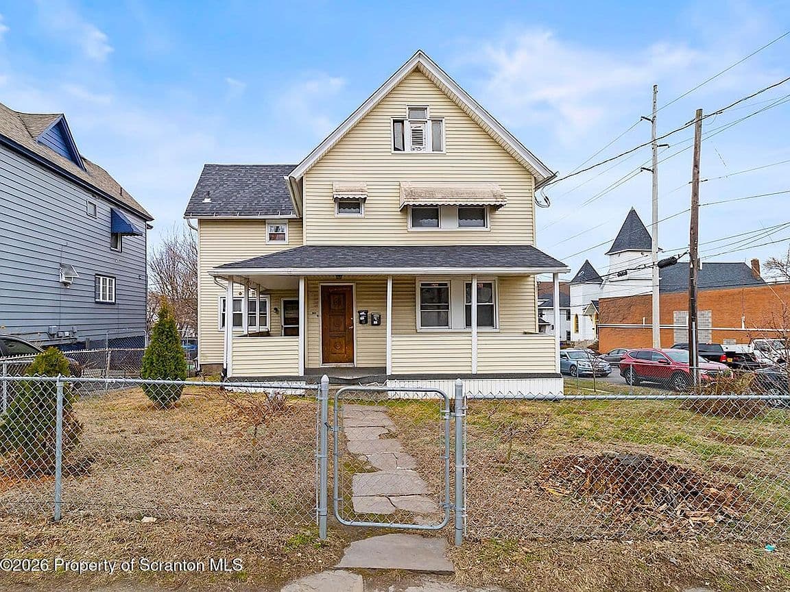 Primary listing photo