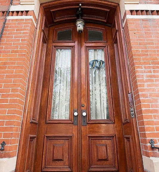 Listing photo 2