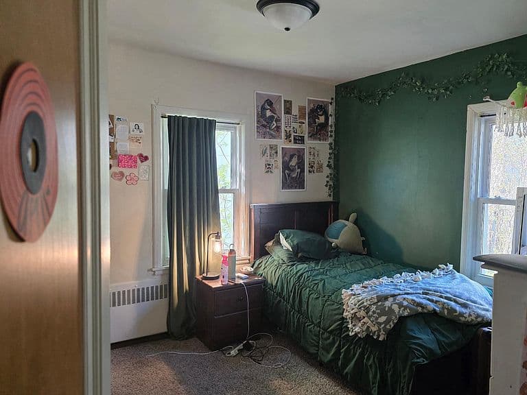 Listing photo 5
