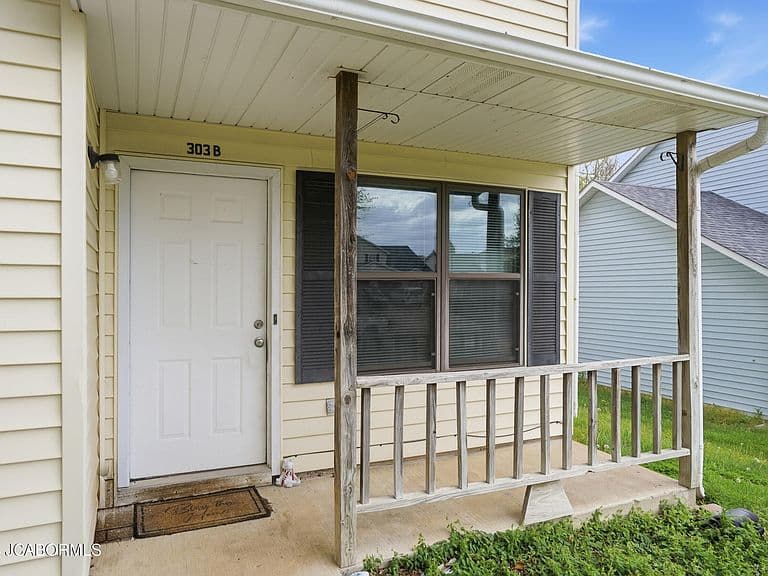 Listing photo 4