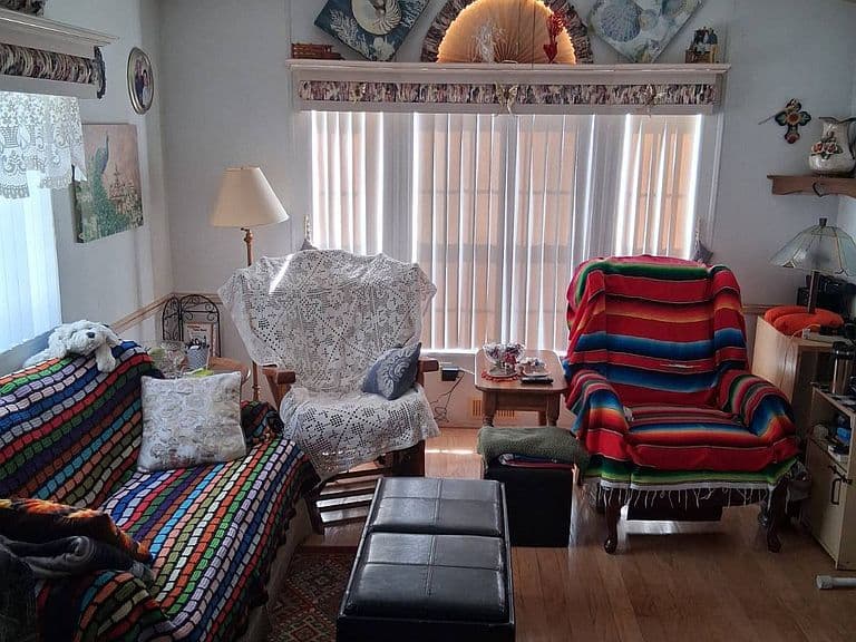 Listing photo 5