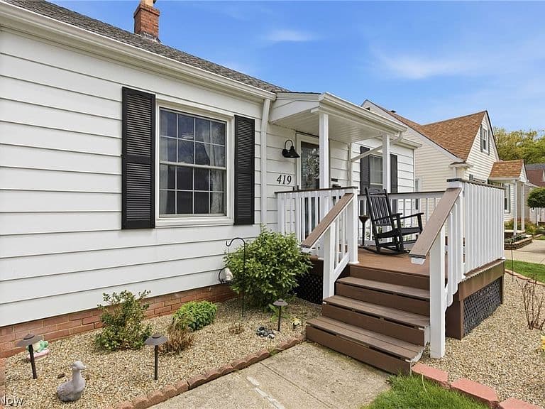 Listing photo 5