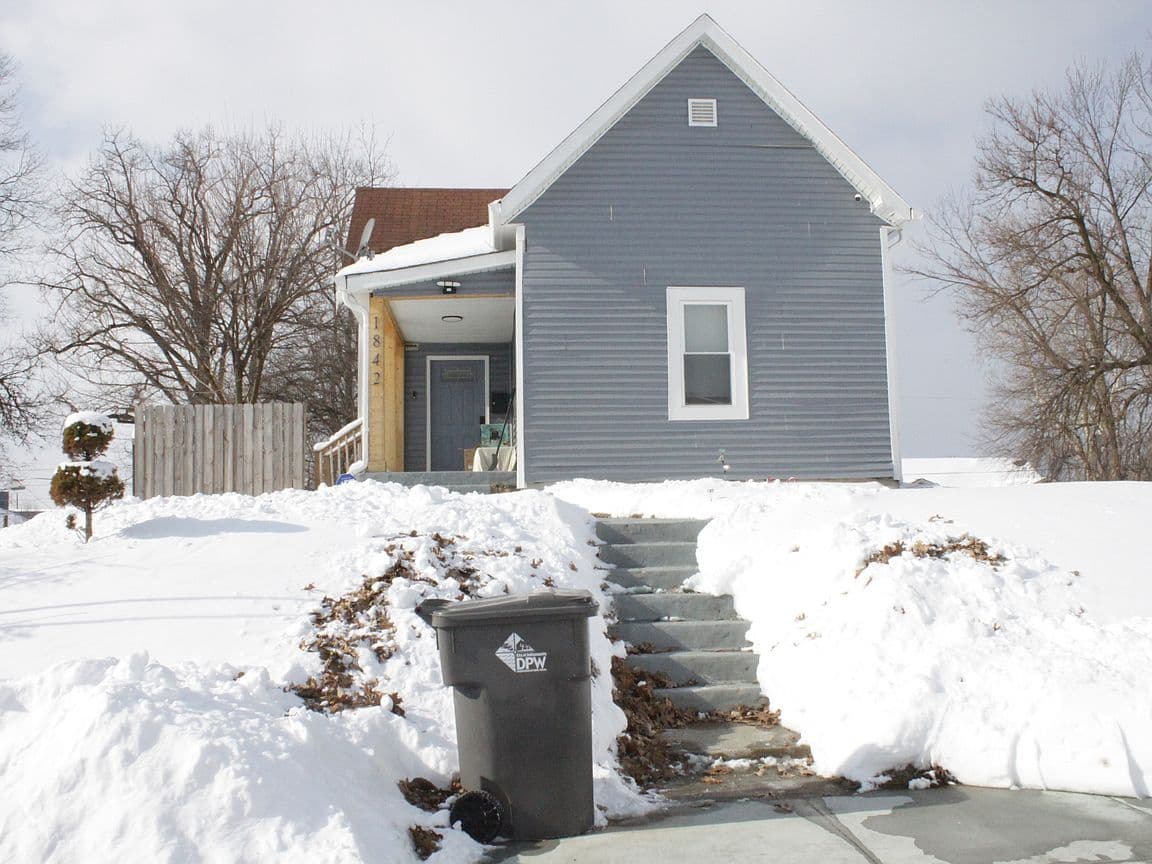 Primary listing photo