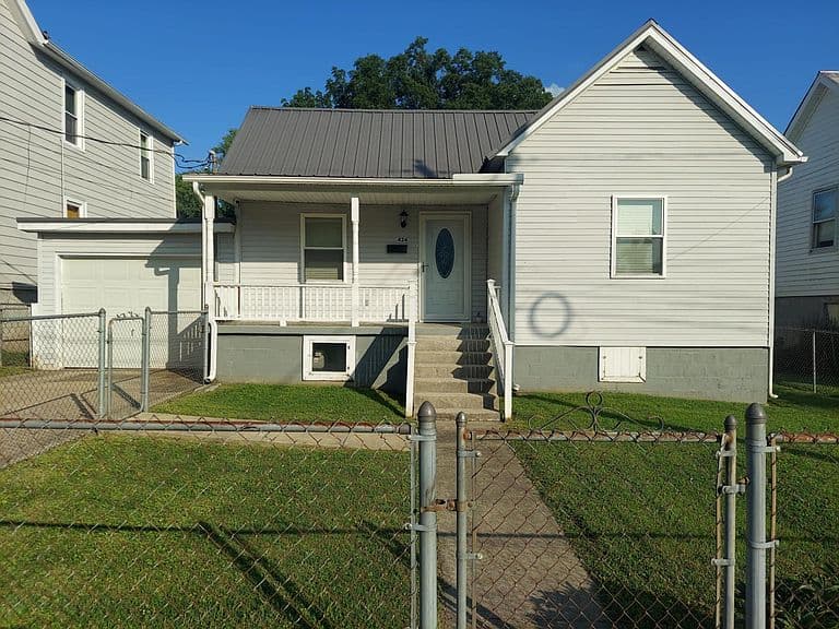 Listing photo 5
