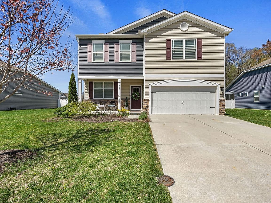 Primary listing photo