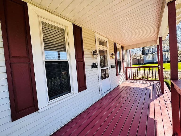 Listing photo 4