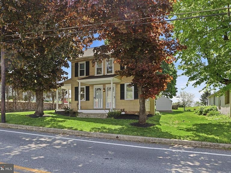 Listing photo 5