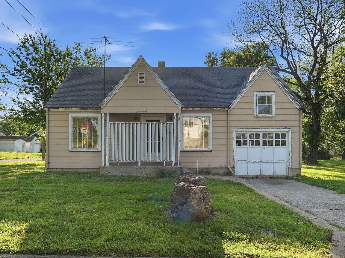 Primary listing photo