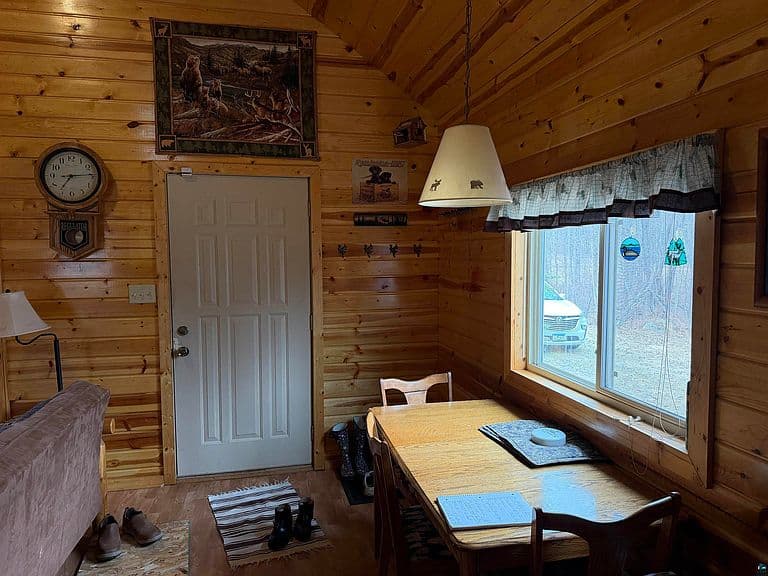 Listing photo 5