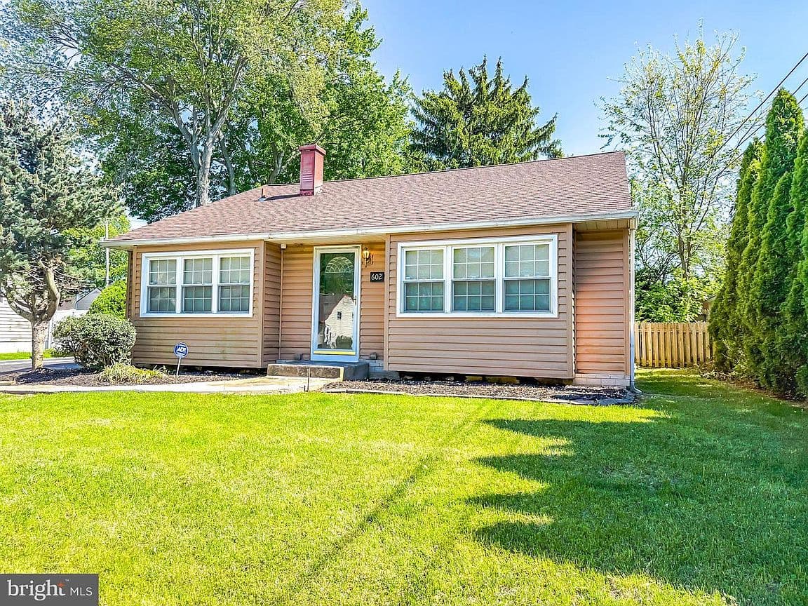 Primary listing photo