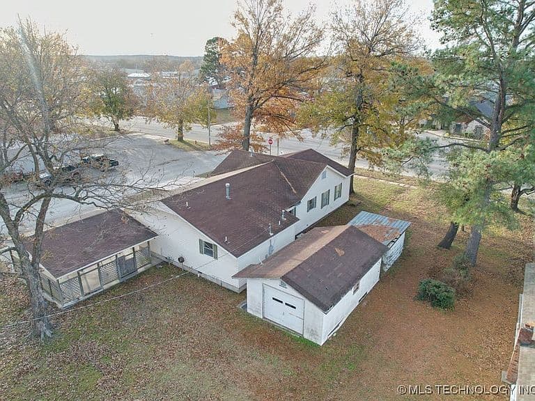 Listing photo 4
