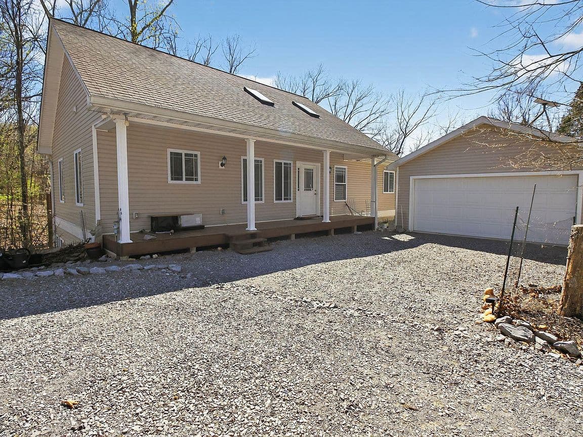 Primary listing photo
